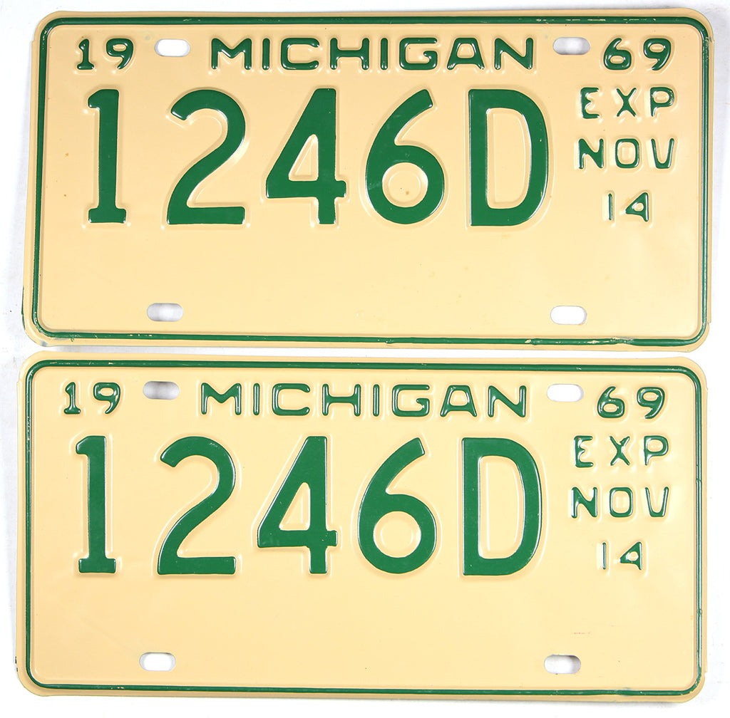 1969 Michigan Commercial License Plates | Brandywine General Store