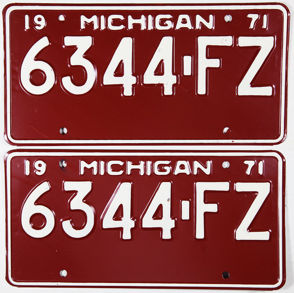 1971 Michigan Commercial License Plates | Brandywine General Store