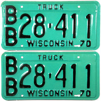 1970 Wisconsin Truck License Plates grading near mint with original mailer